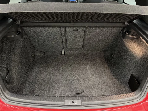 Volkswagen Golf GTI  2.0 TFSI 147 kW (200 CV)