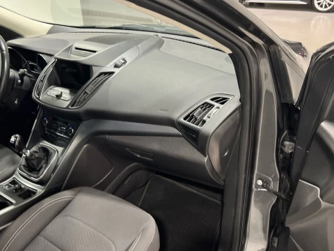 Ford Kuga 1.5 EcoBoost 110kW 4x2 Titanium