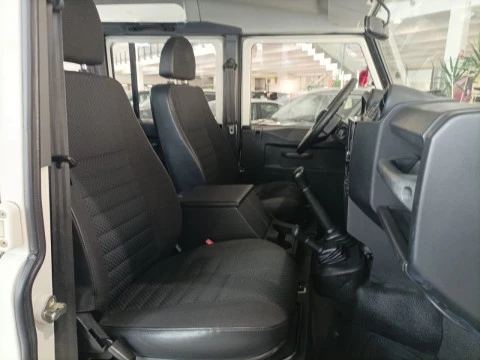 Land Rover Defender 110 SW S