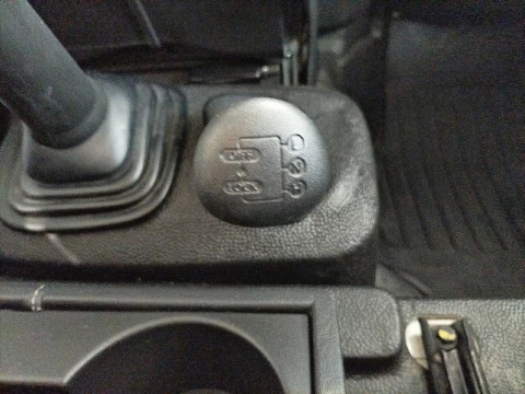 Land Rover Defender 110 SW S