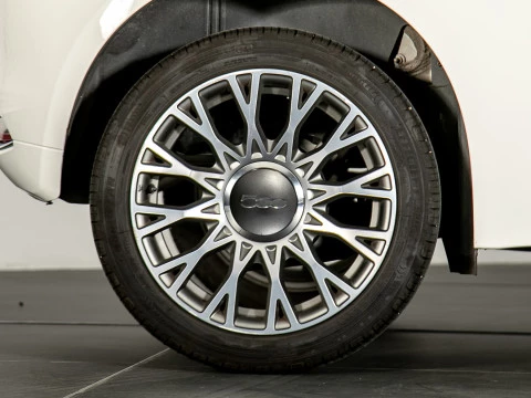 Fiat 500 Dolcevita 1.0 Hybrid 51KW (70 CV)