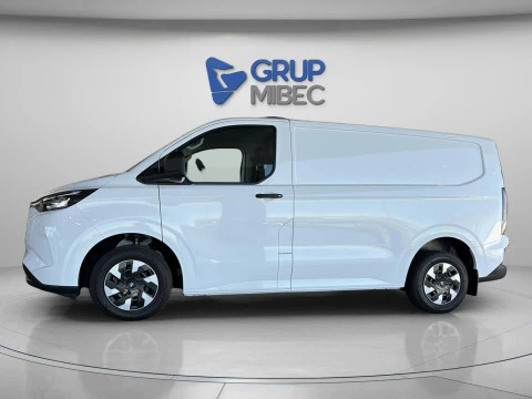 Ford Transit Custom BEV 83KWH 100KW 320 TREND VAN RWD SWB 136 4P