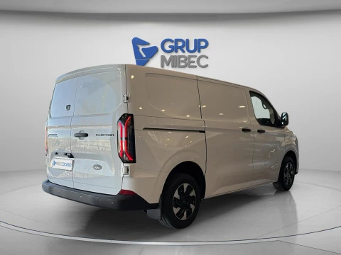 Ford Transit Custom BEV 83KWH 100KW 320 TREND VAN RWD SWB 136 4P