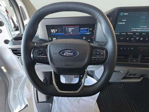 Ford Transit Custom BEV 83KWH 100KW 320 TREND VAN RWD SWB 136 4P