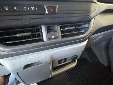 Ford Transit Custom BEV 83KWH 100KW 320 TREND VAN RWD SWB 136 4P