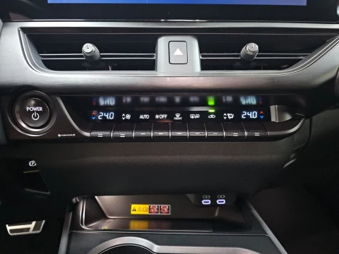 Lexus UX 2.0 300h F Sport Plus