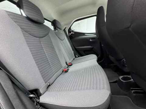 Toyota Aygo 1.0 70 x-play