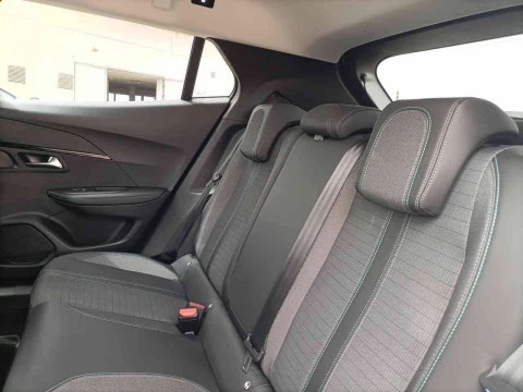 Peugeot 2008 Allure Puretech 130 S&S BVM6