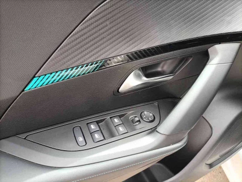 Peugeot 2008 Allure Puretech 130 S&S BVM6