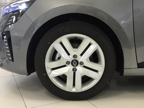 Renault Clio Renault  evolution full hybrid E-Tech 145 (103Kw)