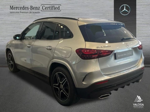 Mercedes-Benz GLA 200 d
