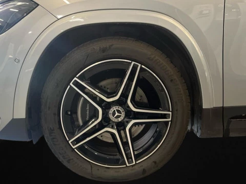 Mercedes-Benz GLA 200 d