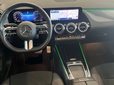 Mercedes-Benz GLA 200 d