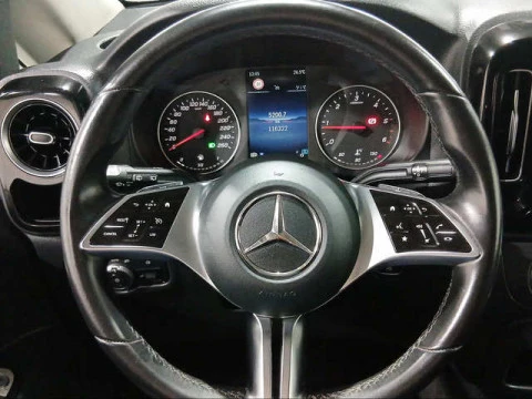 Mercedes-Benz Vito Combi 116 CDI Tourer Select Larga AT 120 kW (163 CV)