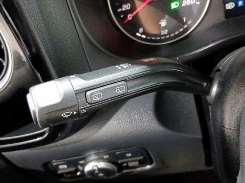 Mercedes-Benz Vito Combi 116 CDI Tourer Select Larga AT 120 kW (163 CV)