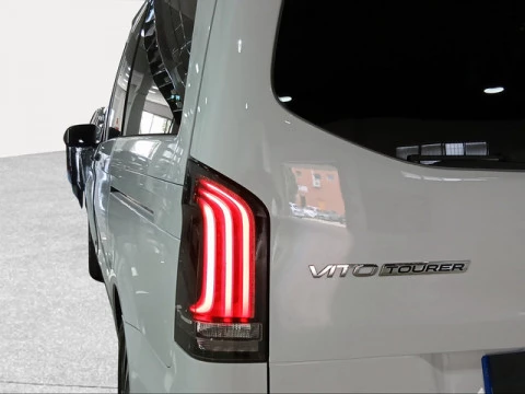 Mercedes-Benz Vito Combi 116 CDI Tourer Select Larga AT 120 kW (163 CV)