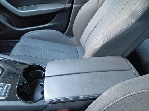 Peugeot 508 5P Active Pack BlueHDi 130 S&S EAT8