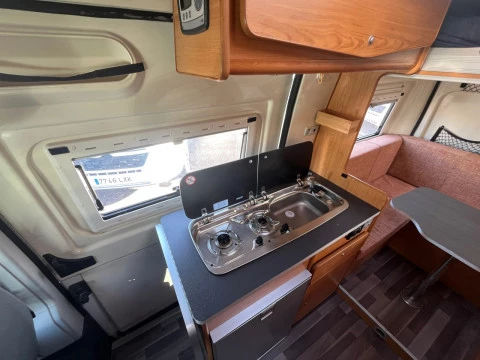 BUNKERVAN TEAM CAMPER