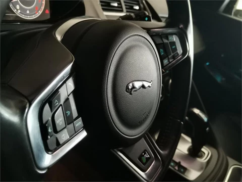 Jaguar E-Pace 2.0P 184kW R-Dynamic 4WD Auto