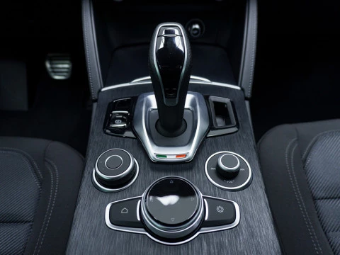 Alfa Romeo Stelvio 2.2 Diesel 140kW (190cv) SUPER AWD