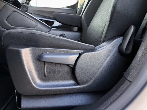 Peugeot Rifter BlueHDi 100 Allure Business Standard 73 kW (100 CV)