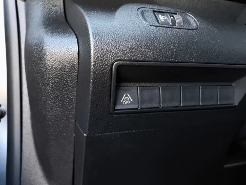 Peugeot Rifter BlueHDi 100 Allure Business Standard 73 kW (100 CV)