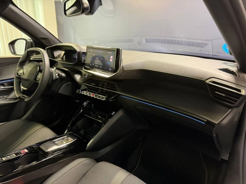 Peugeot 2008 N2008 GT Hybrid 136 eDCS6