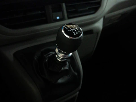 Volkswagen Transporter Furgón Corto TN 2.0 TDI 81kW (110CV)