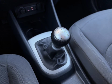 Kia Rio 1.2 CVVT Drive 62 kW (84 CV)