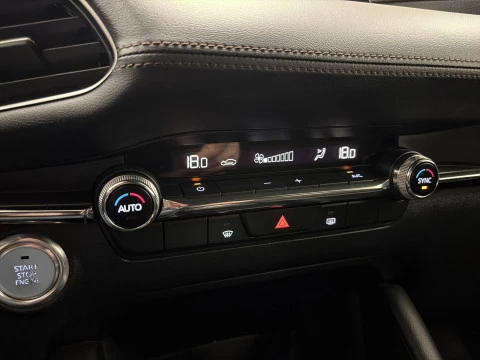 Mazda 3 2.0 e-SKYACTIV-G Zenith 89 kW (122 CV)