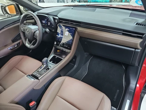 Lexus LBX 1.5 136cv HEV Elegant+