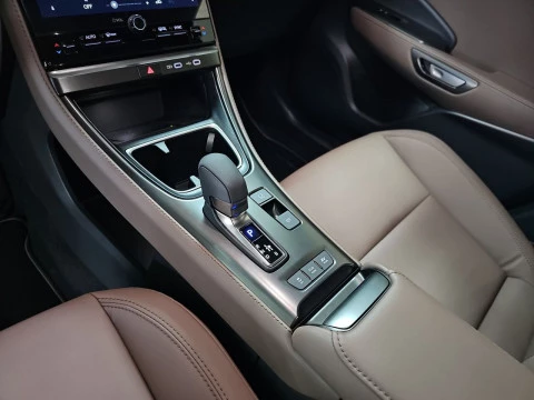 Lexus LBX 1.5 136cv HEV Elegant+