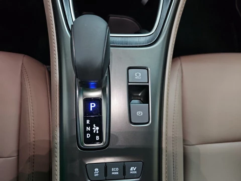 Lexus LBX 1.5 136cv HEV Elegant+