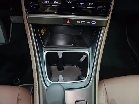 Lexus LBX 1.5 136cv HEV Elegant+