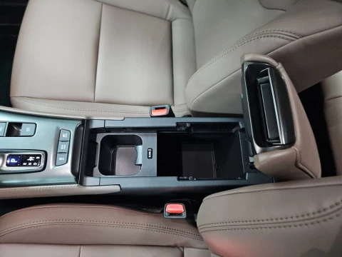 Lexus LBX 1.5 136cv HEV Elegant+