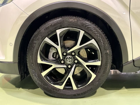 Toyota C-HR 1.8 125H Advance 90 kW (122 CV)