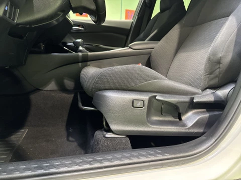 Toyota C-HR 1.8 125H Advance 90 kW (122 CV)