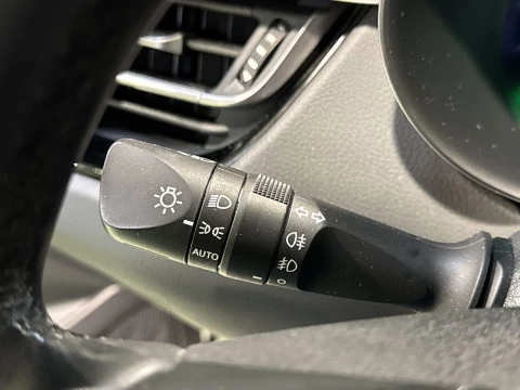 Toyota C-HR 1.8 125H Advance 90 kW (122 CV)