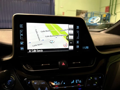 Toyota C-HR 1.8 125H Advance 90 kW (122 CV)