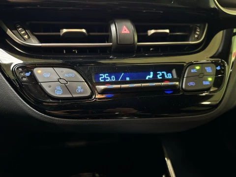 Toyota C-HR 1.8 125H Advance 90 kW (122 CV)