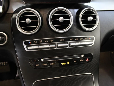 Mercedes-Benz GLC 220 d 4MATIC