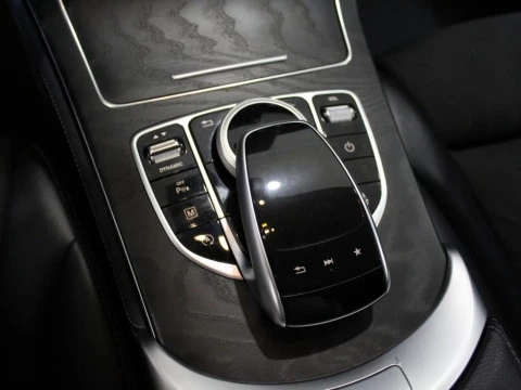 Mercedes-Benz GLC 220 d 4MATIC