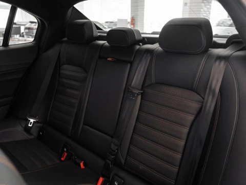 Alfa Romeo Giulia 2.2 Diesel 118kW (160CV) Intensa RWD