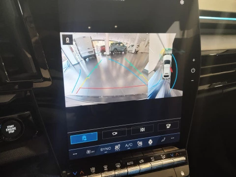 Renault Rafale Esprit Alpine E-Tech full hybrid 147kW