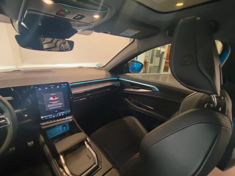 Renault Rafale Esprit Alpine E-Tech full hybrid 147kW