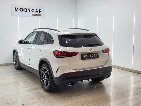 Mercedes-Benz GLA GLA 200 D