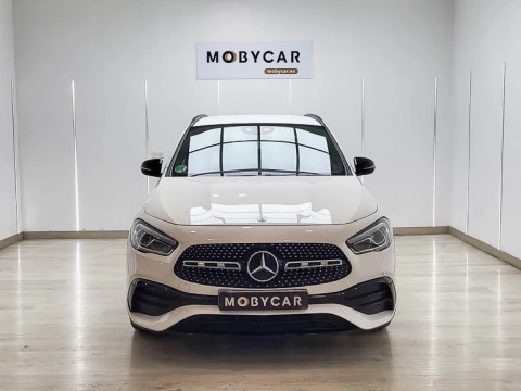 Mercedes-Benz GLA GLA 200 D