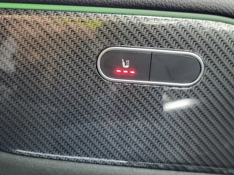 Mercedes-Benz GLA GLA 200 D