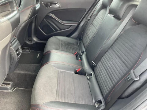 Mercedes-Benz GLA 200 d AMG Line