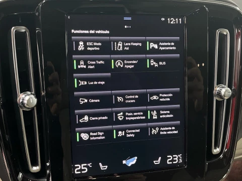 Volvo XC40 XC40 T2 CORE AUTO GASOLINA